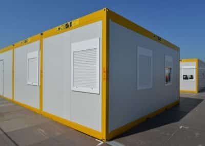 Modules de containers de bureau Locasix pour le festival de Dour
