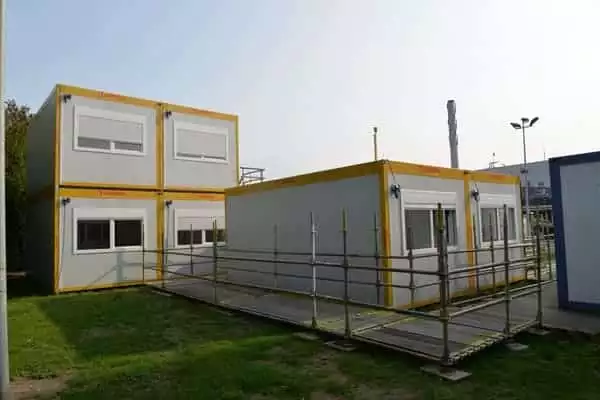 location containers habitables