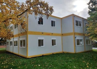 Assemblage de modules habitables pour une école